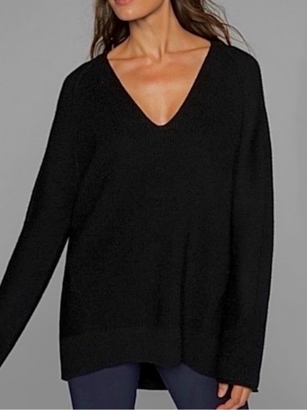 Athleta Hanover Merino Wool Sweater Womens Small Black V-Neck Tunic